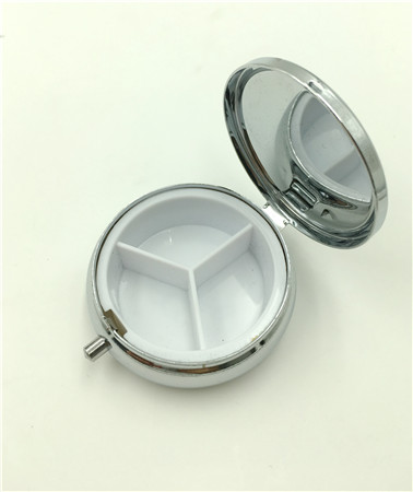 Hot sales folding mirror